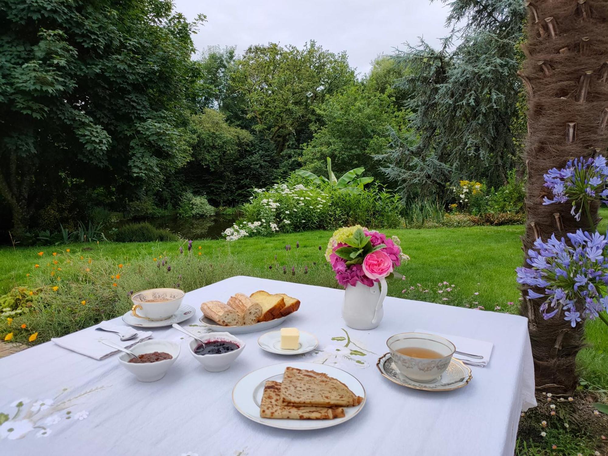Chez Sophie Bed & Breakfast Plescop ภายนอก รูปภาพ